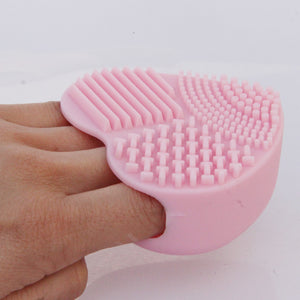 Heart Shape Clean Make up Brush