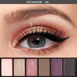 Glamorous Smokey Eye Shadow