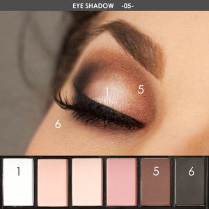 Glamorous Smokey Eye Shadow