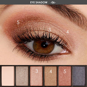 Glamorous Smokey Eye Shadow