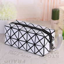 Load image into Gallery viewer, Geometric Zipper Cosmetic Bag